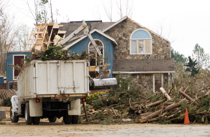 professional disaster cleanup